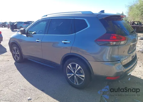 2019 Nissan Rogue Sv z USA, uszkodzony, nr VIN JN8AT2MT5KW268753